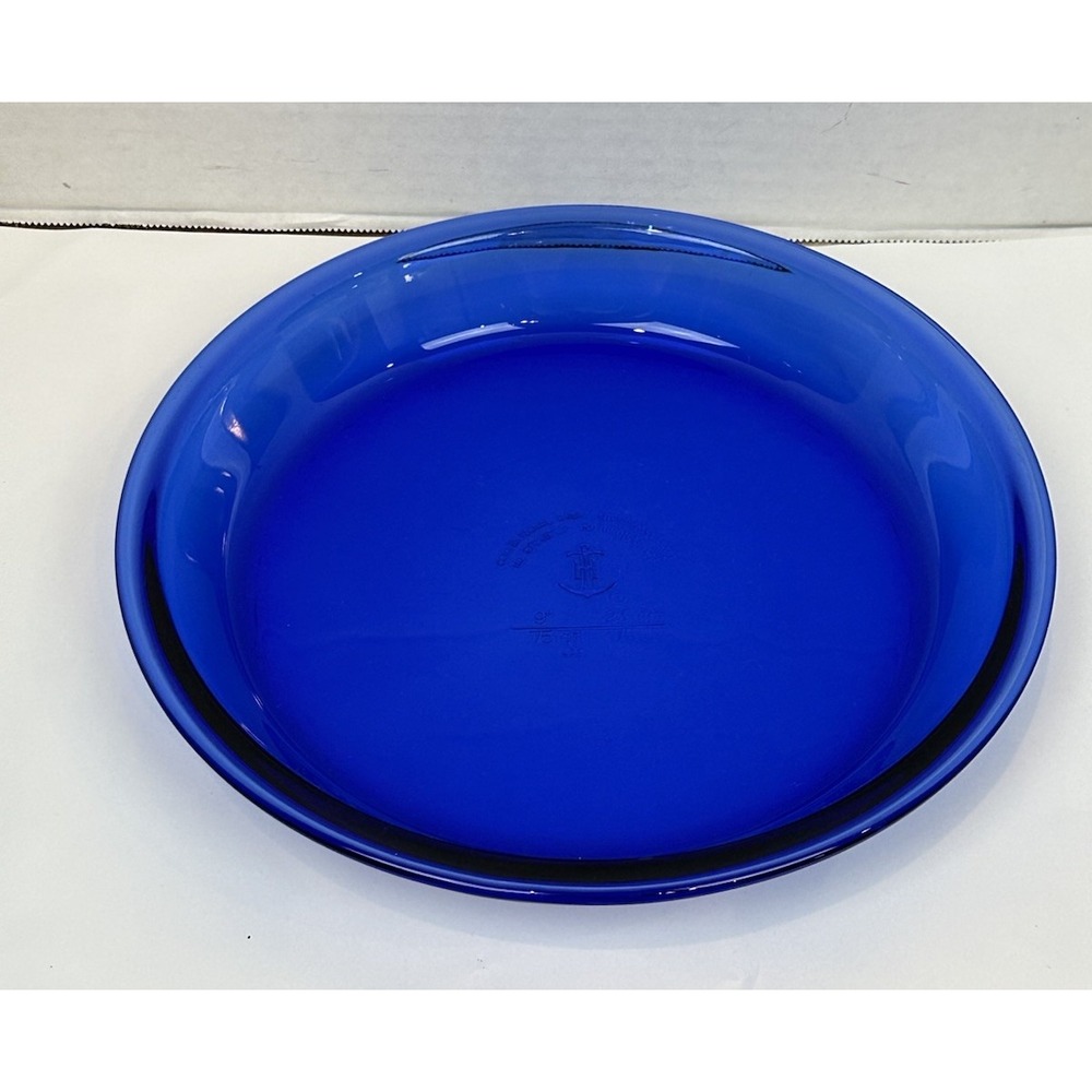 Vintage 1980 Anchor Hocking 9" Pie Plate Cobalt Blue Glass Round Retro Farmhouse